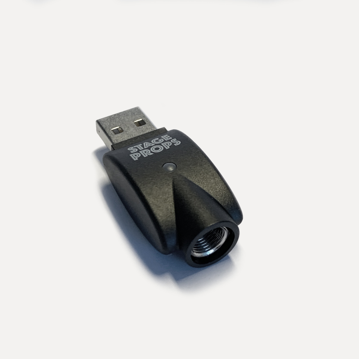 Cargador USB para baterías Stage Props